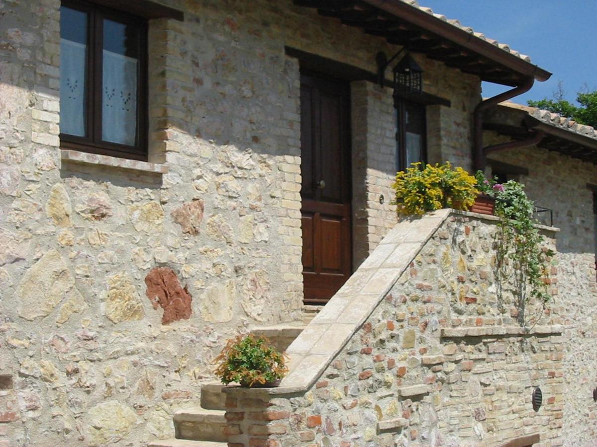 Girasole - Agriturismo Fogliani Giano dellʼUmbria Eksteriør bilde