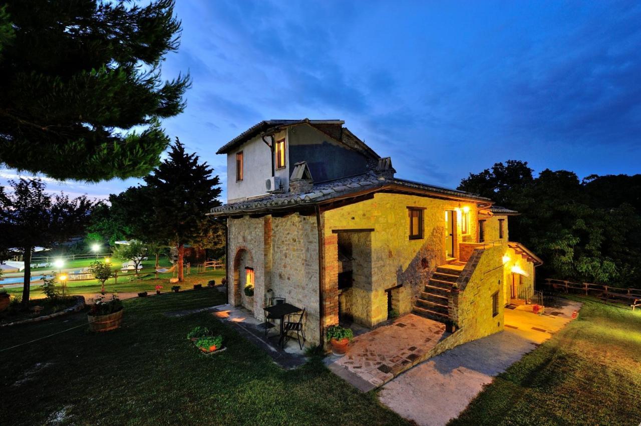 Girasole - Agriturismo Fogliani Giano dellʼUmbria Eksteriør bilde